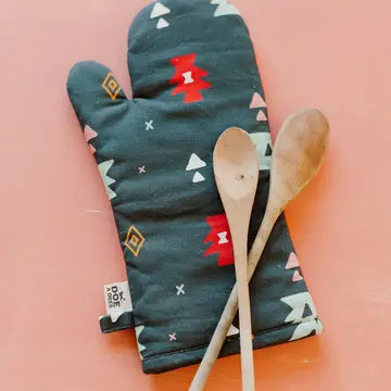 Southwest Vibes Oven Mitt - Doe a Deer