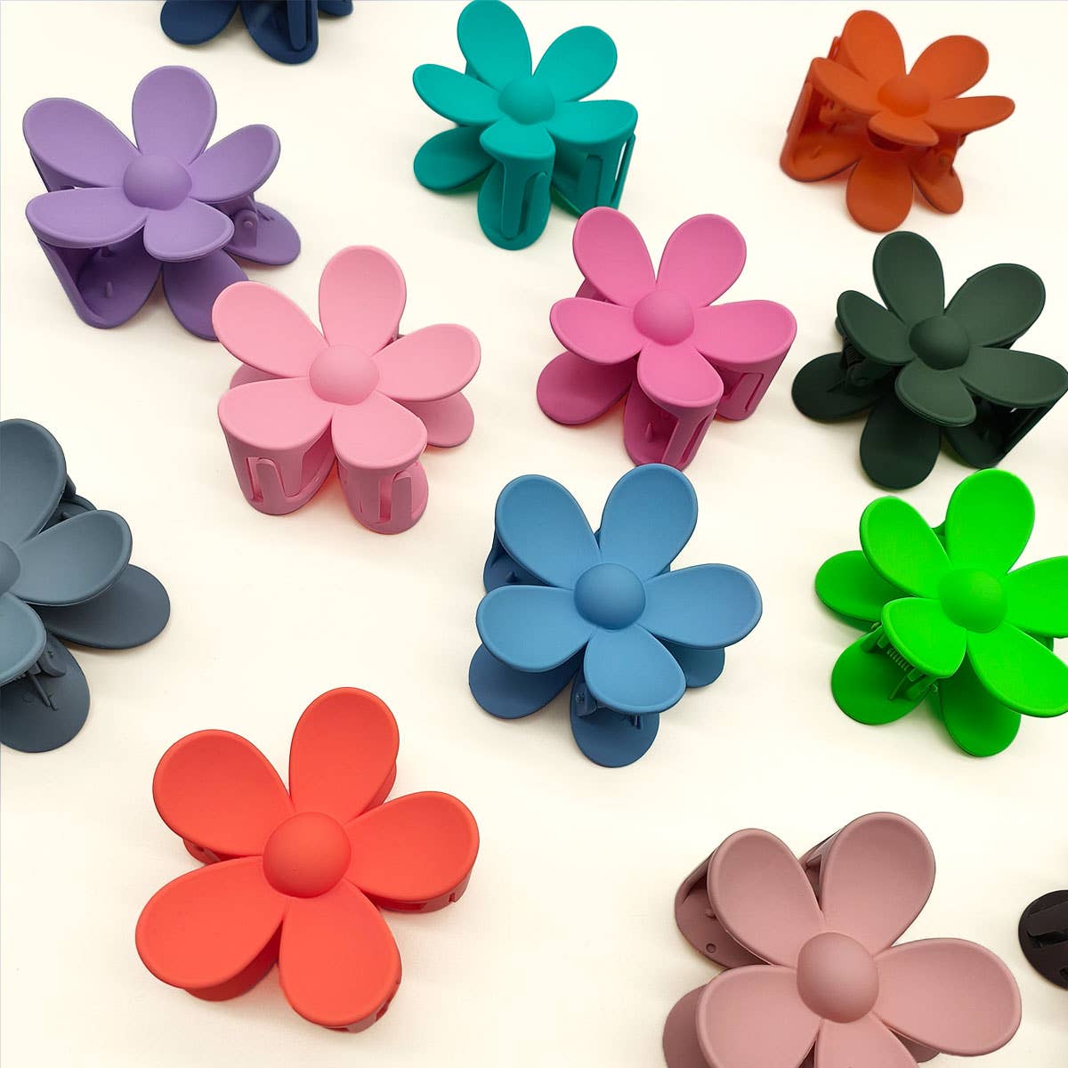 Matte Floral Hair Claw Clip–Cute & Strong Hold
