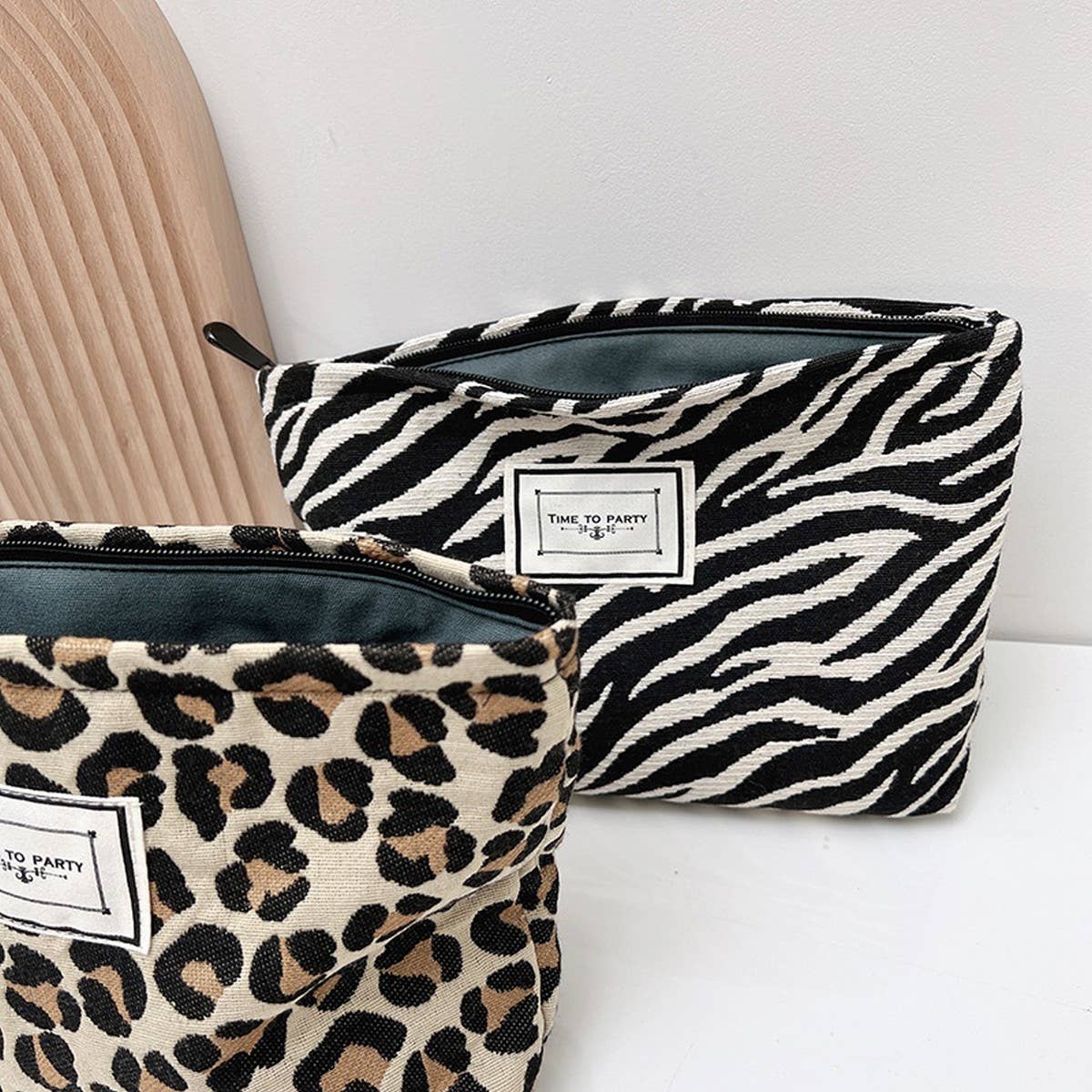 LEOPARD LARGE CAPACITY MAKEUP BAG STORAGE BAG